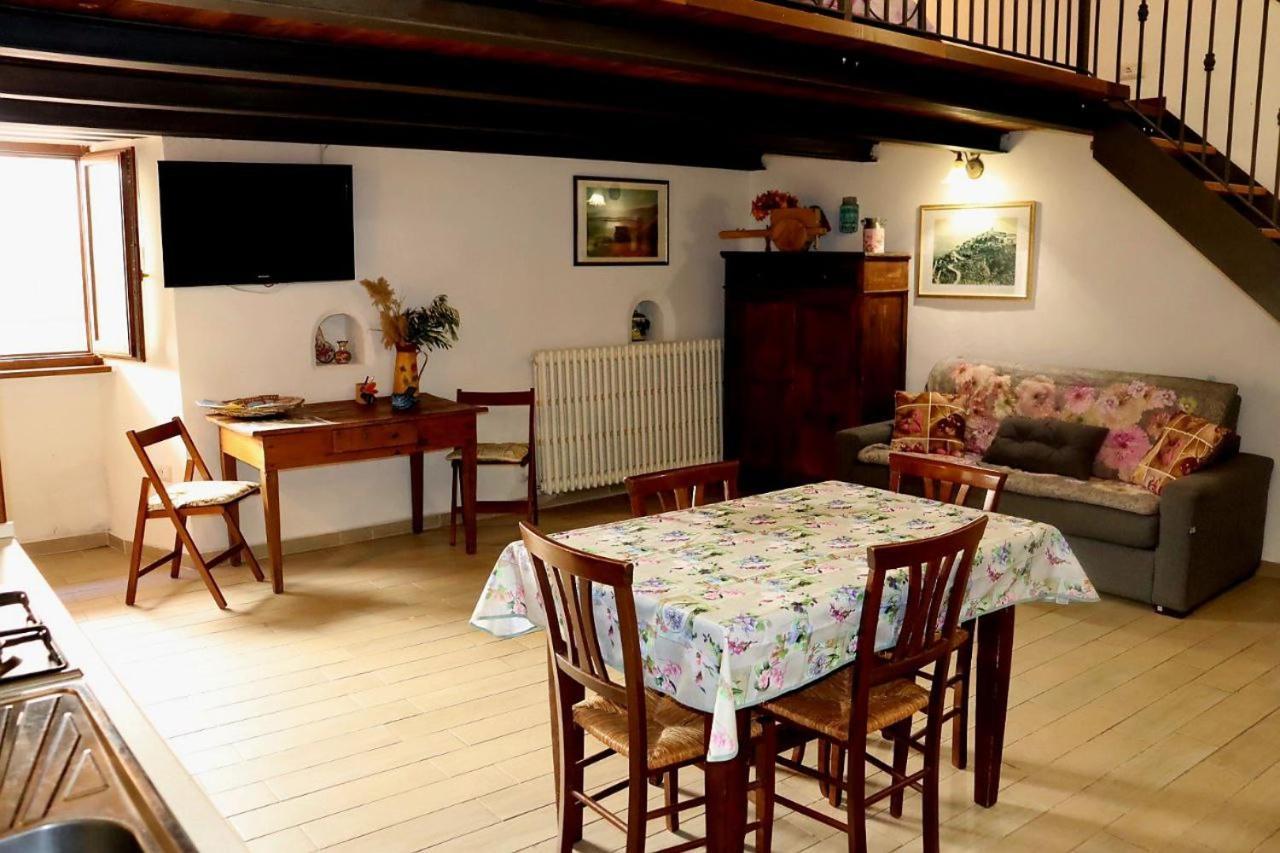 Twins' Historical Apartment Trevi Ngoại thất bức ảnh